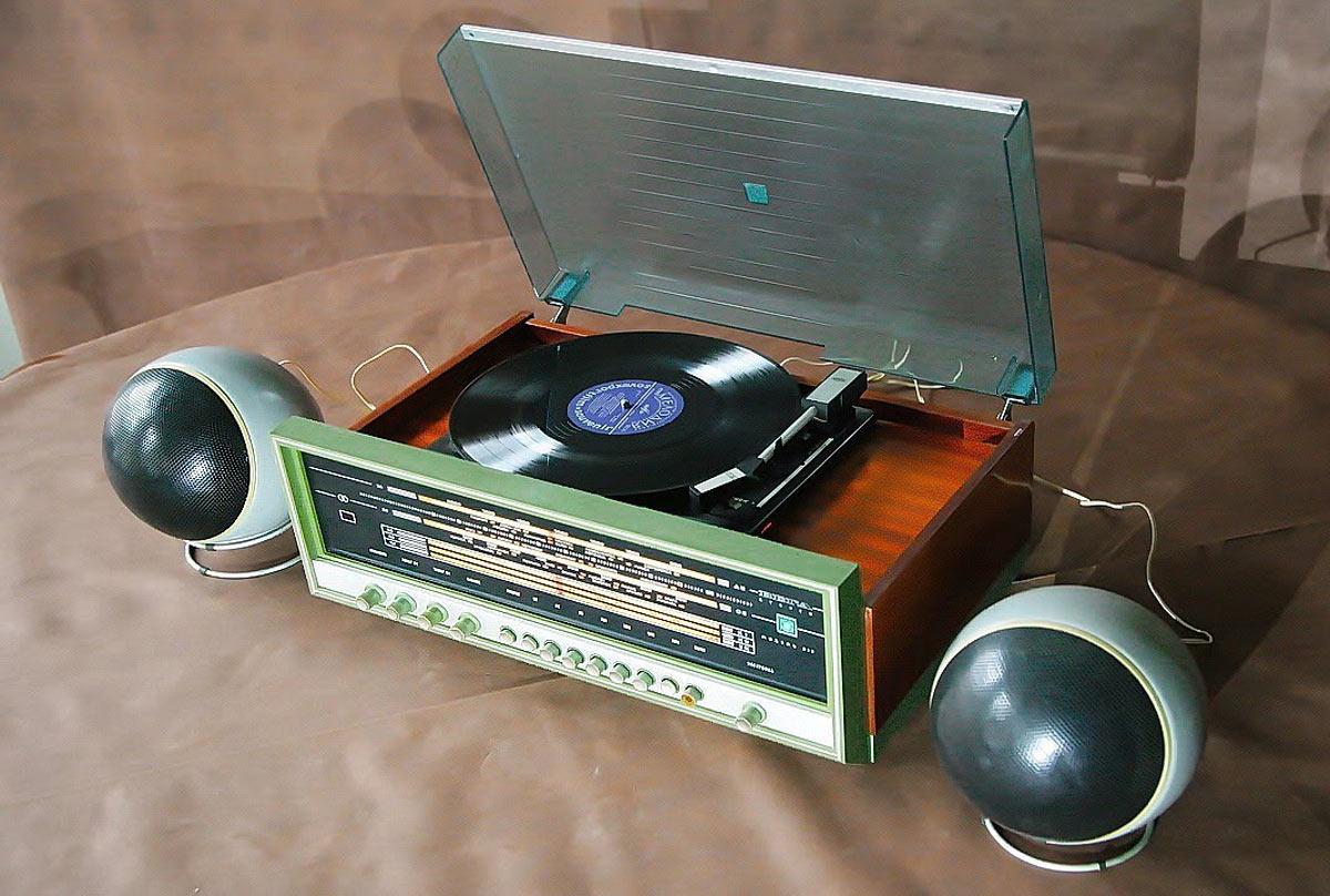 Вега-319-стерео