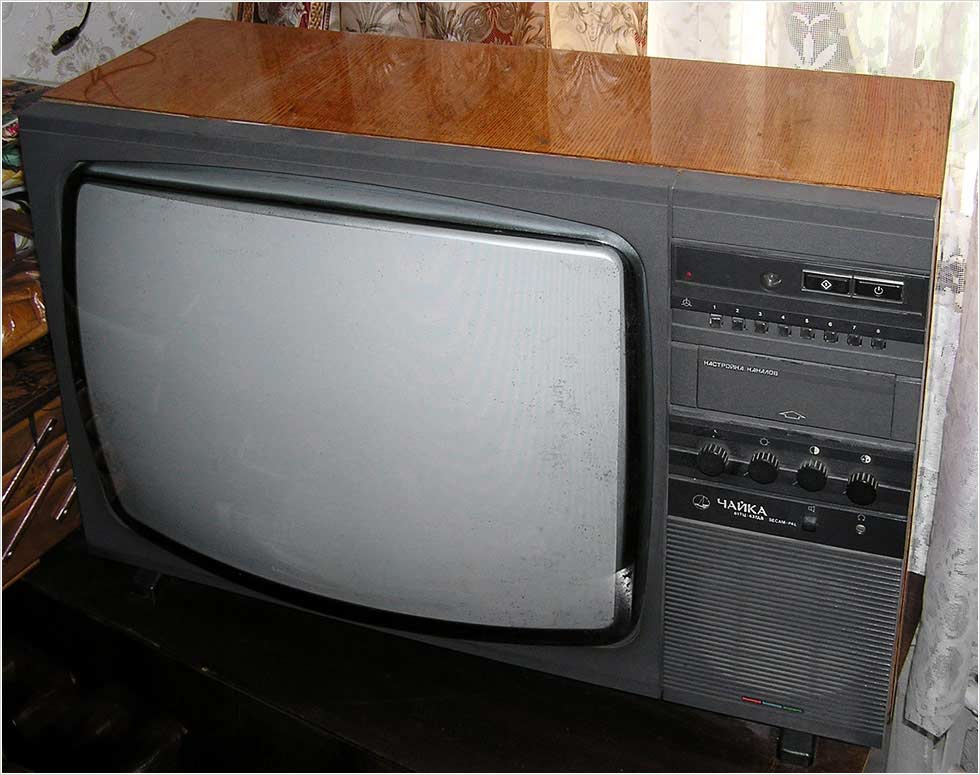 Чайка 61ТЦ-437ДВ