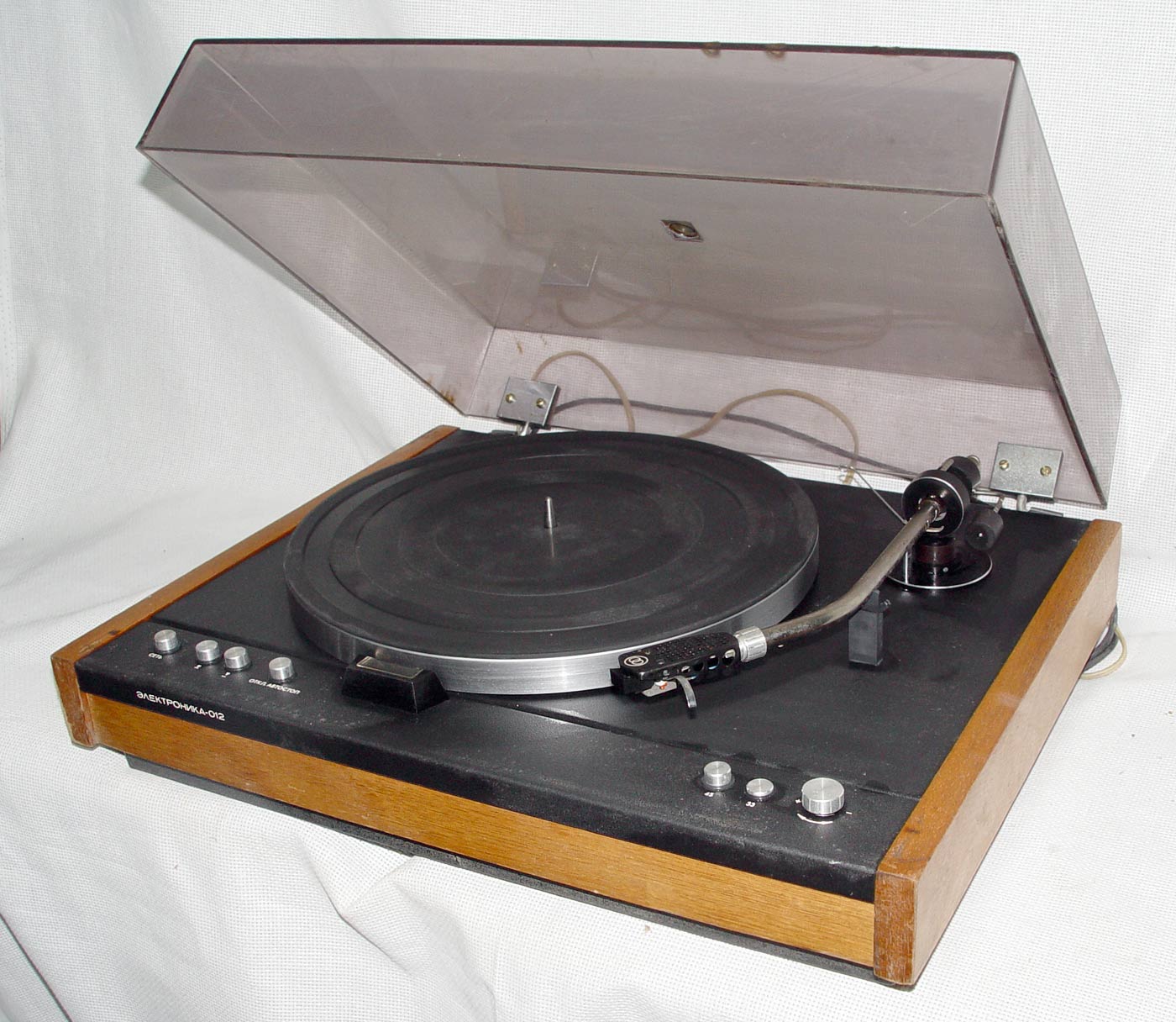 Электроника-012