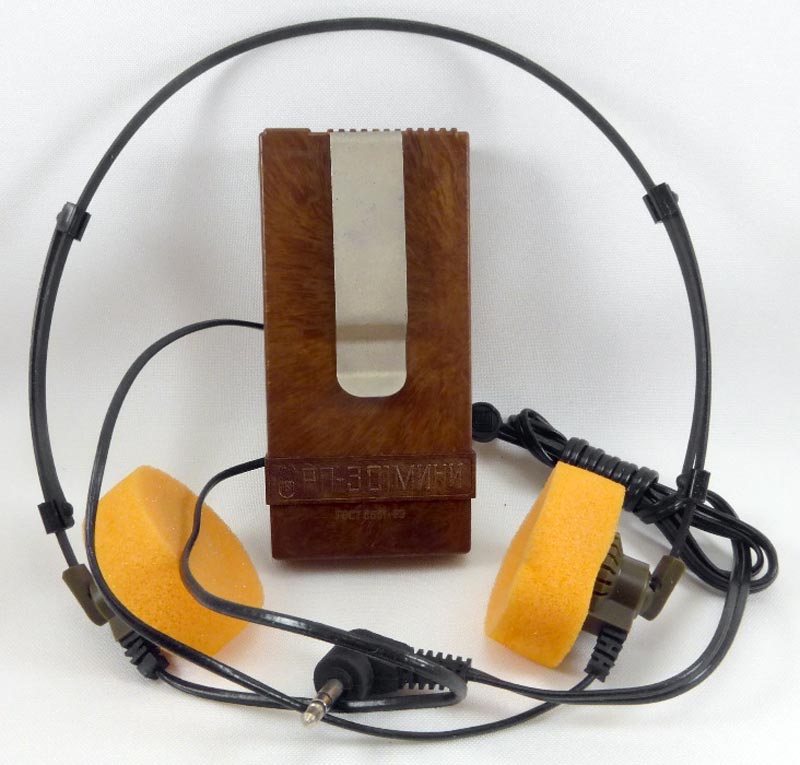 Малогабаритный УКВ радиоприёмник Данко РП-301-мини