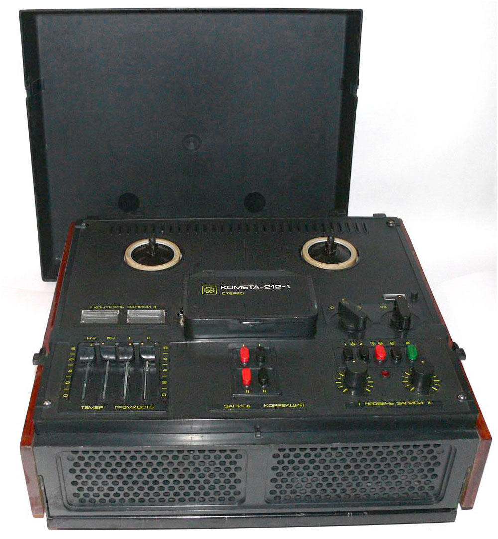 Комета-212-1-стерео