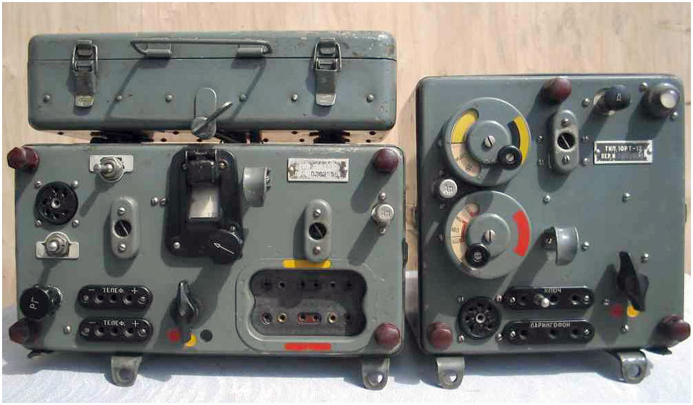 Танковая радиостанция 10РТ