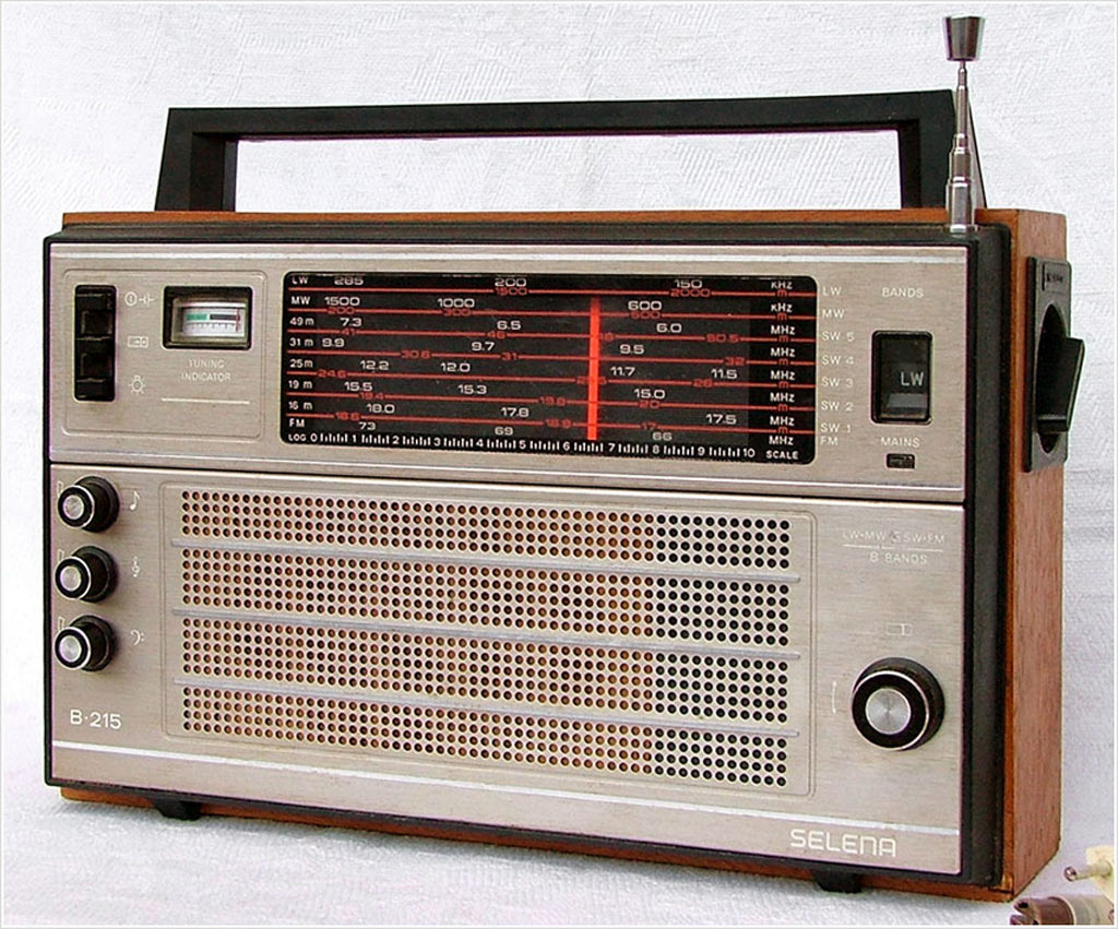 Selena B-215