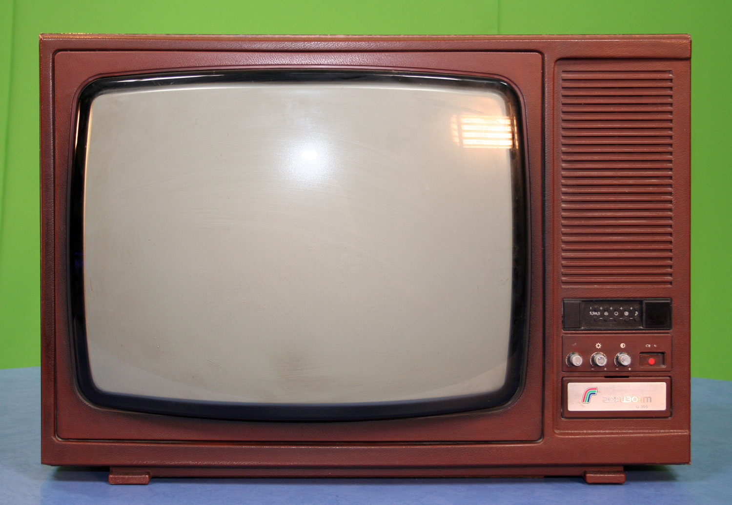 Горизонт Ц-355/Д