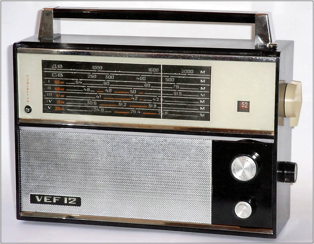ВЭФ-12 (радиоприёмник)
