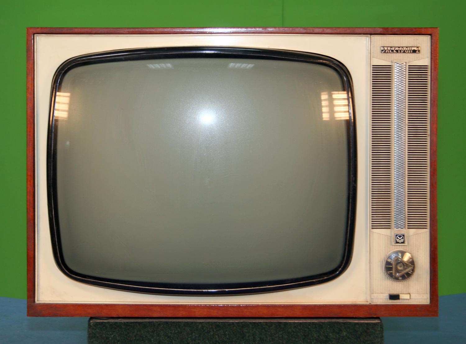 Электрон-2-1