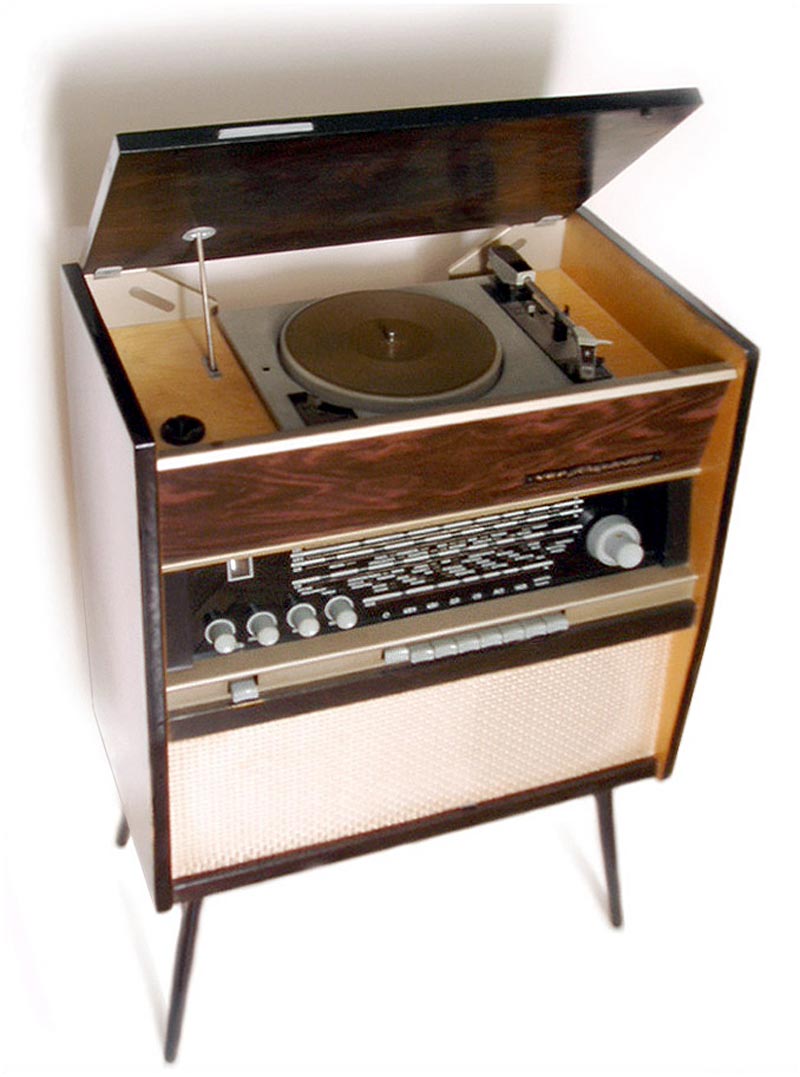 ВЭФ-Рапсодия